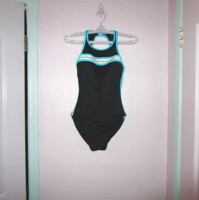 MIRACLESUIT Sport HIGH NECK Size 8 One Piece SWIMSUIT Keyhole TUMMY SLIMMER Bra • $49.77