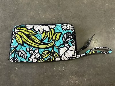 Vera Bradley Island Blooms Carry It All Wristlet Wallet Clutch 5x8” • $12