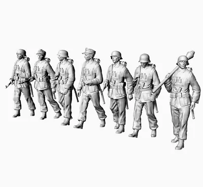 1/72/144 German Marching Infantry Soldier Model 7Pcs • $23.79