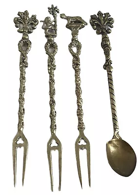 Vintage Set Of 4 Ornate Olive Forks And Small Spoon Lions Italy Venice • $50