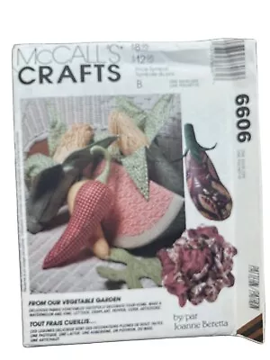 McCalls Crafts 6606 Sewing Pattern Home Decor Plush Fruit And Vegetables Uncut • $5.99