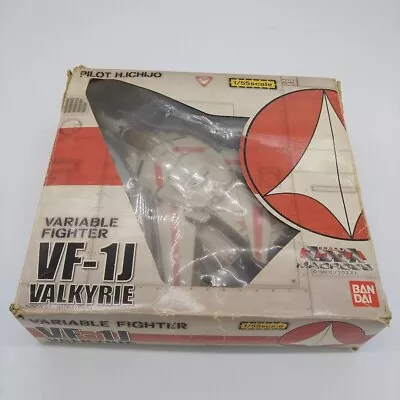 BANDAI TAKATOKU Macross Robotech VF-1J Valkyrie 1/55 HIKARU ICHIJO NEW 2002 • $183
