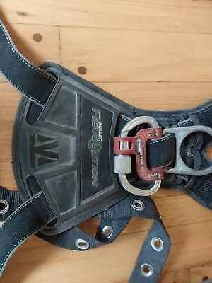 Miller Revolution Full Body Safety Harness And Turbo Lite Fall Limiter 9' • $100