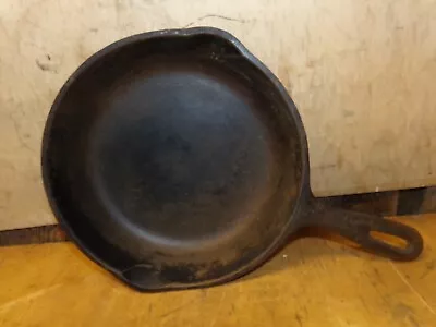 Vintage No.5 Griswold 8 Inch Cast Iron Skillet  Frying Pan • $29.99