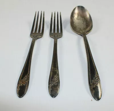 Tudor Plate Oneida Community Queen Bess Silver Plate Flatware 2 Forks 1 Spoon 8  • $15.09