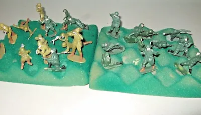 Vintage 1942 25 HONG KONG MARKED Plastic WWI WWII Green Army Men Playset Display • $24