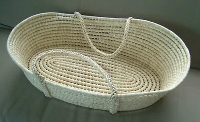 Baby Nursery Moses Basket Bassinet New • $24.95