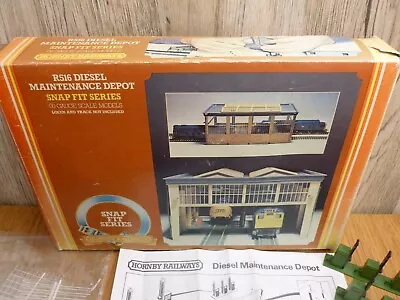 Hornby OO Gauge R.516 Double Track Diesel Maintenance Shed Boxed See Description • £18