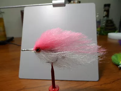 Saltwater Fliesep Fiber BaitfishBunker Size 2/0 Pink And White. • $9