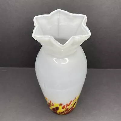 Vintage MCM Mdina Malta Opaline White Glass 6  Confetti Vase Star Of David Mouth • $24.99