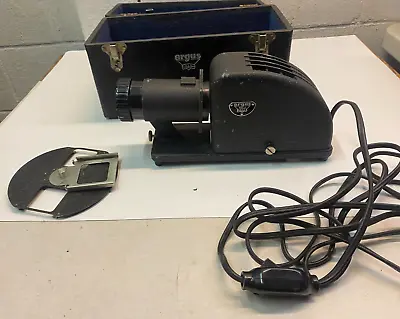 Argus Vintage Slide Projector W/ Case Powers Up • $20