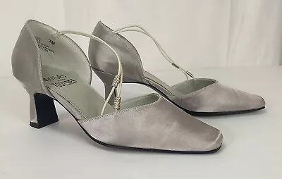 Mootsies Tootsies Womens Size 7M Silver Satin Heels Bling Block Heel Open Sides • $18.71