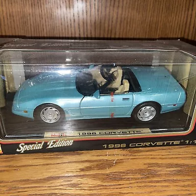 1:18 Diecast - 1996 Chevrolet Corvette • $20