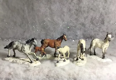 Dept 56 Thoroughbreds Set Of 5 Village Accessories Horse Figures #52747 NEW • $34.99