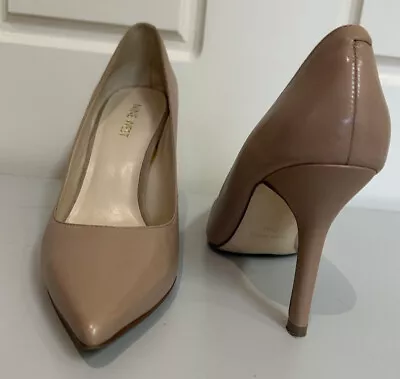 Nine West Heels Size 7.5 Nude Beige Natural Leather • $56