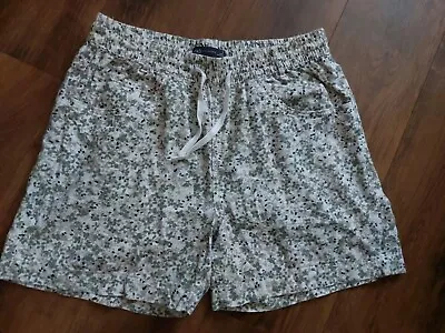 M&S Ivory Mix Linen Blend Shorts Size 14 • £4.50