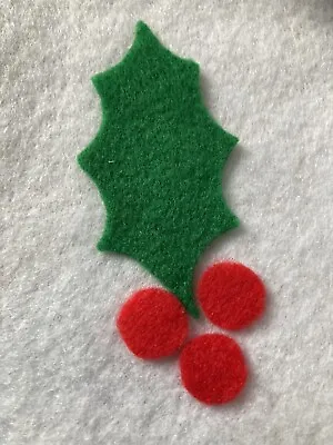 20 X 2:5 Inch Felt Holly Leaves (approx 6cm)  - With Red Berries • £2.70