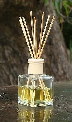 CHRISTMAS MISTLETOE & IVY Diffuser Aroma Reeds In A Heavy Glass Jar AIR FRESHEN • $12.87