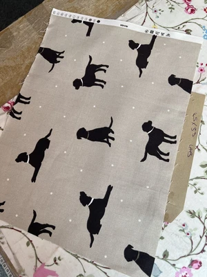 £3.50 • Buy Fabric Material Scrap Remnant Sewing Material Clarke Labrador Dog Rover 45x33cm
