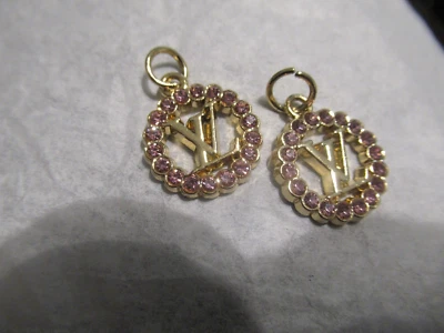 $39.95 • Buy LOUIS VUITTON LV 2 ZIPPER PULL CHARMS GOLD Tone Metal, PINK RHINESTONES 17X20mm