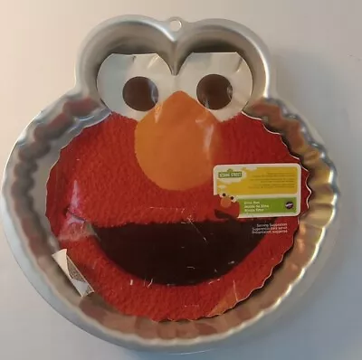 2013 Wilton Sesame Street- Elmo Face Cake Pan Aluminum 2105-3461 • $17.47