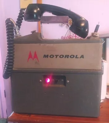 Rare Motorola “Handie-Talkie” Portable VHF Radio Was Often Called A “radio Fone” • $99