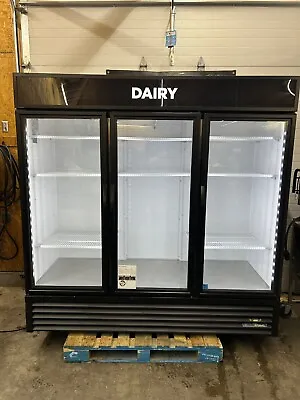 2019 True GDM-72-HC-TSL01 3 Door Glass Commercial Refrigerator Merchandiser • $3999