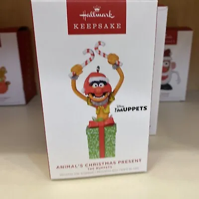 NEW 2022 Hallmark Animal MUPPETS ANIMAL’S CHRISTMAS PRESENT ORNAMENT Drummer Box • $16.99