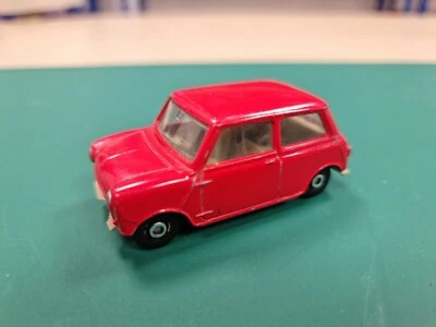Corgi Classic Motors Morris Mini • £0.99