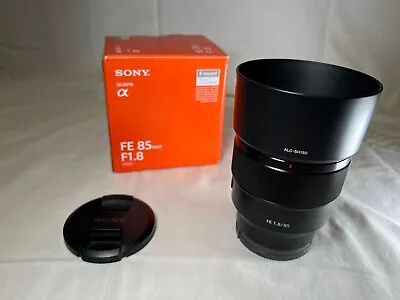 $650 • Buy Sony FE 85mm F/1.8 Lens