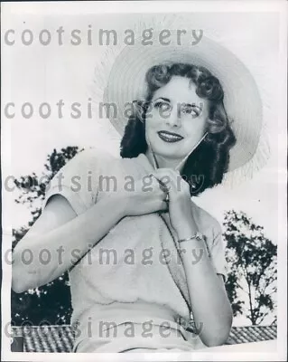 1953 Beautiful Edna Khayat Of Moss Point MS Miss Hospitality Press Photo • $15