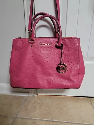 🌟 Michael Kors Pink Medium Large Pebbled Exotic Ostrich Leather Purse Bag 🌟 • $88