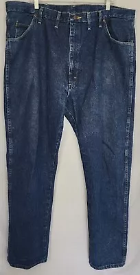 Wrangler Rugged Wear Mens Jeans Size 44 X 34 Dark Wash • $27