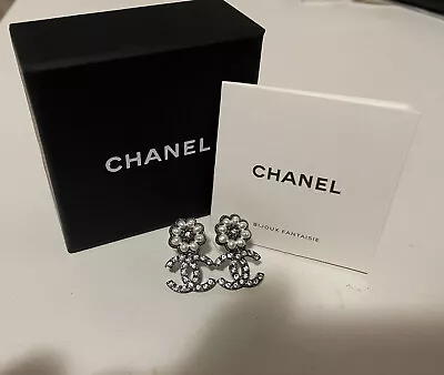 Chanel - 22K SILVER Metal CC Stud Camellia Earrings - NEW Authentic Jewelery • $1150
