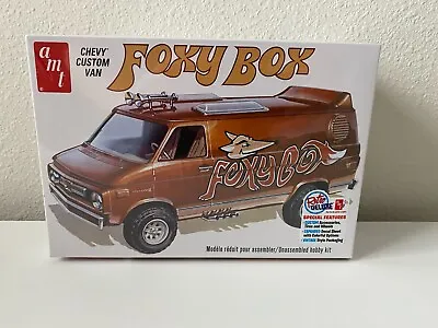 AMT Chevy Custom Van Foxy Box Model Kit 1/25 AMT1265 • $23.70