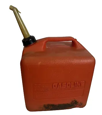 Vintage Broken SEARS CRAFTSMAN  5 1/4 Gallon Vented Red Plastic Gas Can  USA • $16