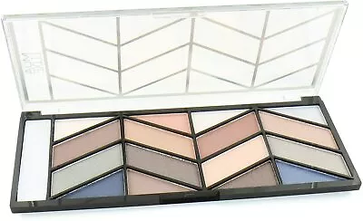 MUA Make Up Academy DREAMY CHARM Eyeshadow Palette 17pcs • £3.99