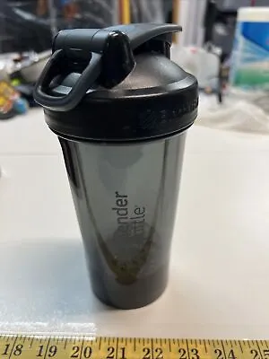 Blender Bottle Pro 24   18  Oz Shaker Mixer Cup With Ball Black • $5.73