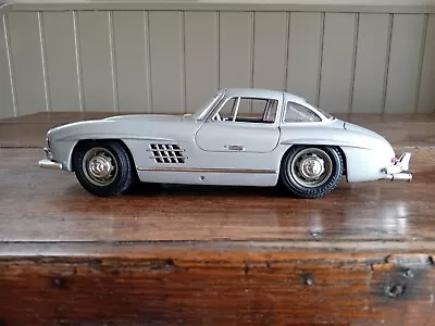 1:18 Mercedes-Benz 300SL Gull Wing Door 1954 Sports Car Silver Alloy Car Model • £0.99