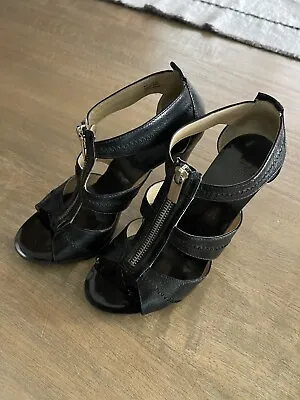 Michael Kors Berkley Black T Strap Zip-up Sandal - Size 6 • $28
