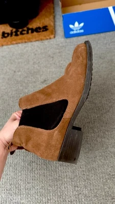 Chelsea Boots Women Deals ⇒ Best Sales in UK | Dealsan
