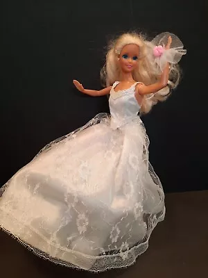 1989 Mattel Wedding Fantasy BARBIE Doll • $10.99