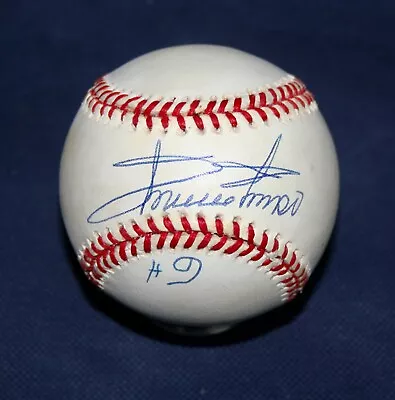 White Sox Minnie Minoso Signed Baseball • $49.99