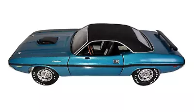 ERTL 1/18 1970 Dodge Challenger R/T American Muscle Diecast Car Model Car • $59.99