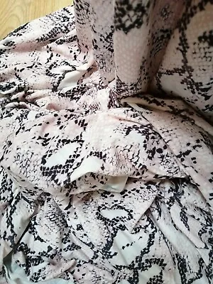 £7 • Buy Dressmaking Fabric Snake Print Stretch Medium/thick Jersey 130  X 150 Cms