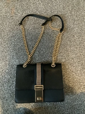 £3.20 • Buy Carmela Black Shoulder Bag, Gold Hardwear, Chain, Animal Print Texture 