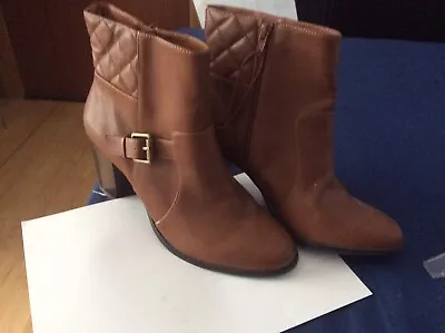 £10 • Buy Brown  Ladies  Ankle Boots  Size 8 Red Herring