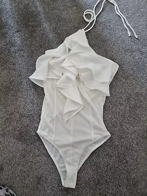 £4 • Buy Zara Cream Halterneck Ruffle Front Bodysuit Size M BNWOT Races Wedding Party
