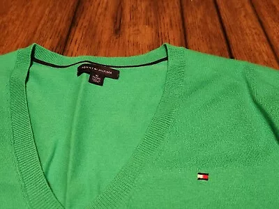 Tom Hilfiger Green V-Neck Designer Xmas Cotton Longsleeve Shirt Sweater (XL) • $14.95