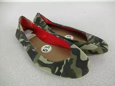 Madden Girl Womens Camo Slip On Flats Size 5.5 • $21.99